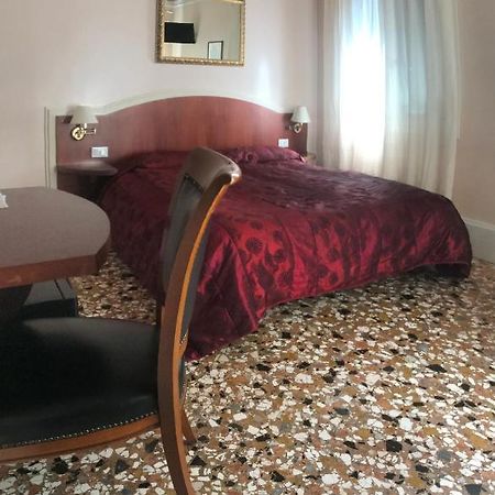 B&B a le Boteghe Venecia Exterior foto